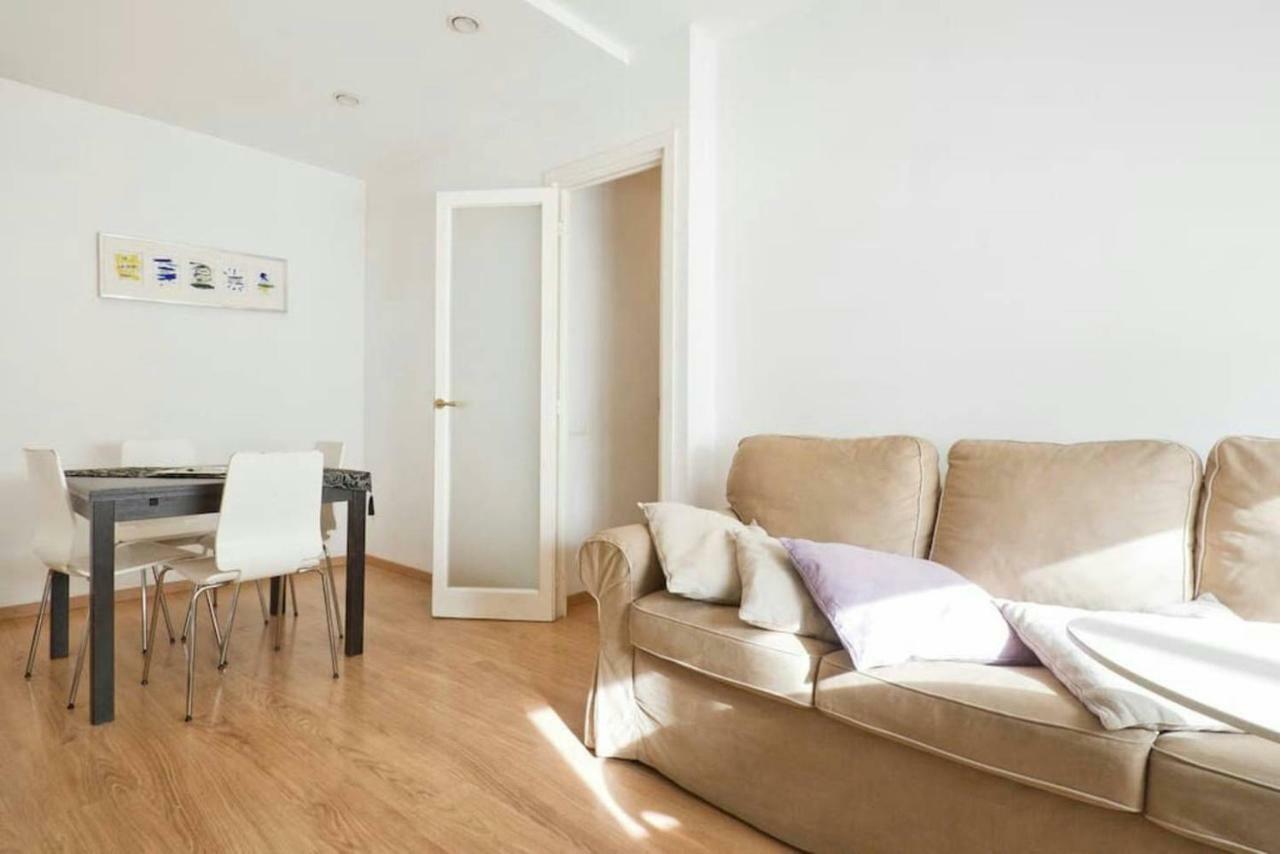 Apartamento Noemi Barcelona Luaran gambar